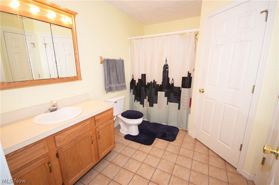 Hilltop Terrace Condo Ph 03 - Residential