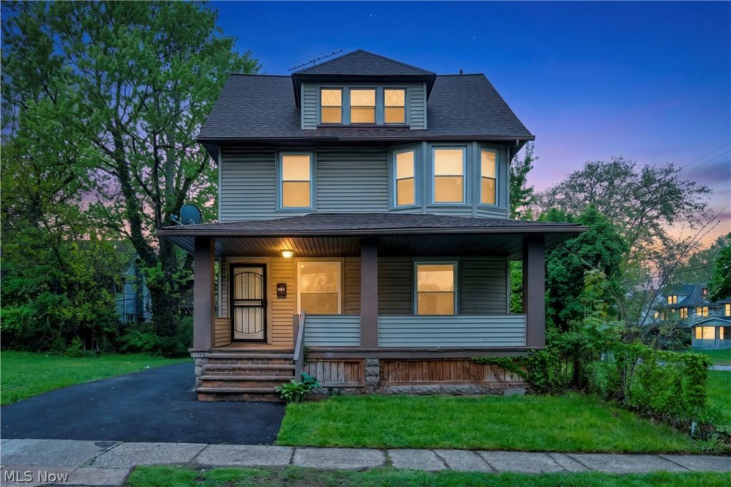 Photo of 1168 N Lockwood Avenue, East Cleveland, OH 44112 (MLS # 5206708)