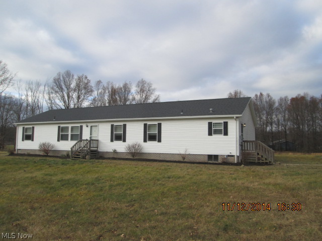 Large 3 bedroom ranch with 2 1/2 baths & 1st floor utility room.