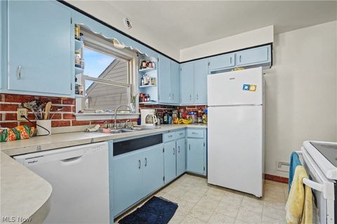 Tiny photo for 97 Rosary Drive, Campbell, OH 44405 (MLS # 5187471)