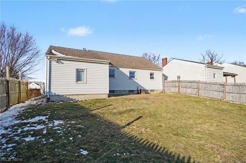 Tiny photo for 97 Rosary Drive, Campbell, OH 44405 (MLS # 5187471)