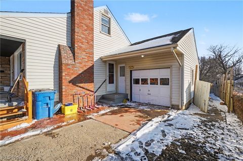 Tiny photo for 97 Rosary Drive, Campbell, OH 44405 (MLS # 5187471)