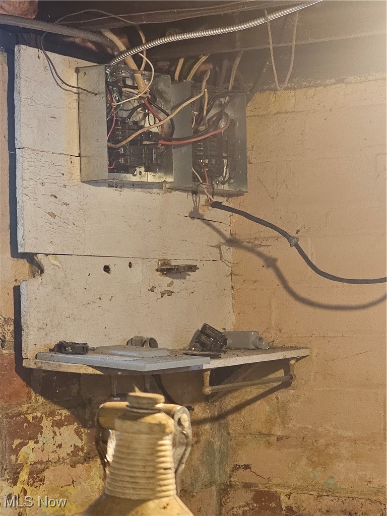 Henry Kunzs - Residential