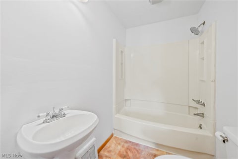 Tiny photo for 1427 E Broad St, Louisville, OH 44641 (MLS # 5234866)