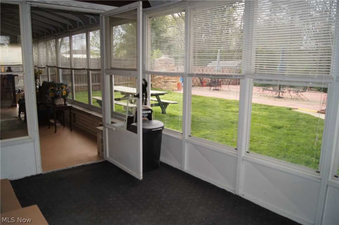 Frank Basiles Glamer Drive Su - Residential