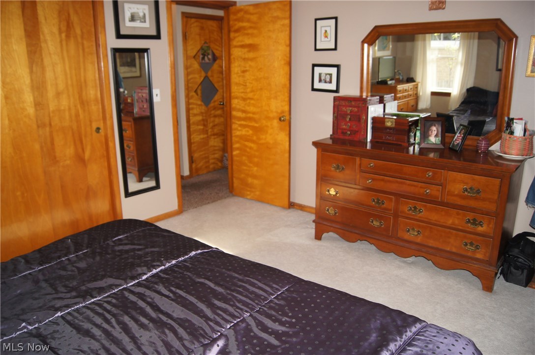 Frank Basiles Glamer Drive Su - Residential