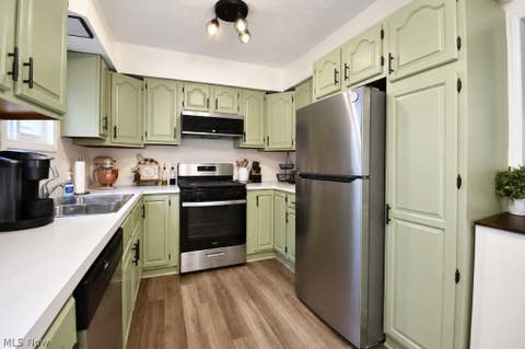 Tiny photo for 34411 Beach Park Avenue, Eastlake, OH 44095 (MLS # 5238451)