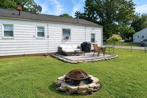 Tiny photo for 34411 Beach Park Avenue, Eastlake, OH 44095 (MLS # 5238451)
