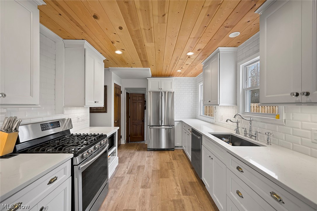 Alden B Hare Cos Lyndhurst Ma - Residential