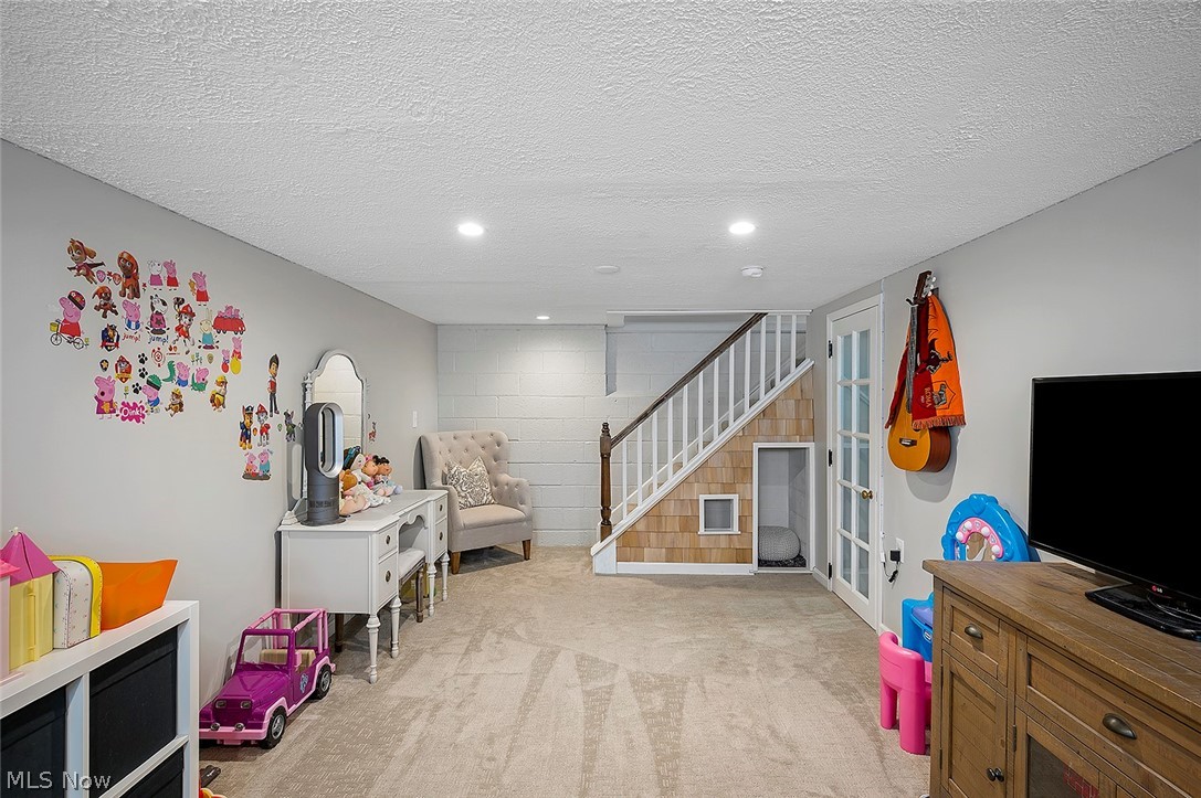 Alden B Hare Cos Lyndhurst Ma - Residential