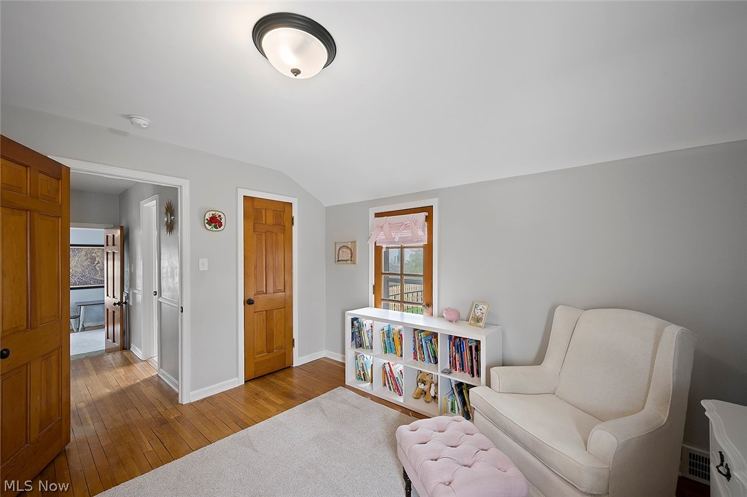 Alden B Hare Cos Lyndhurst Ma - Residential