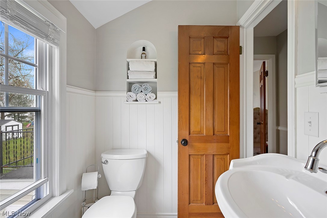 Alden B Hare Cos Lyndhurst Ma - Residential