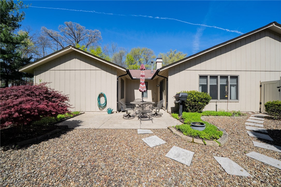 11480 Blodgett Creek Trail, Strongsville, Ohio image 7
