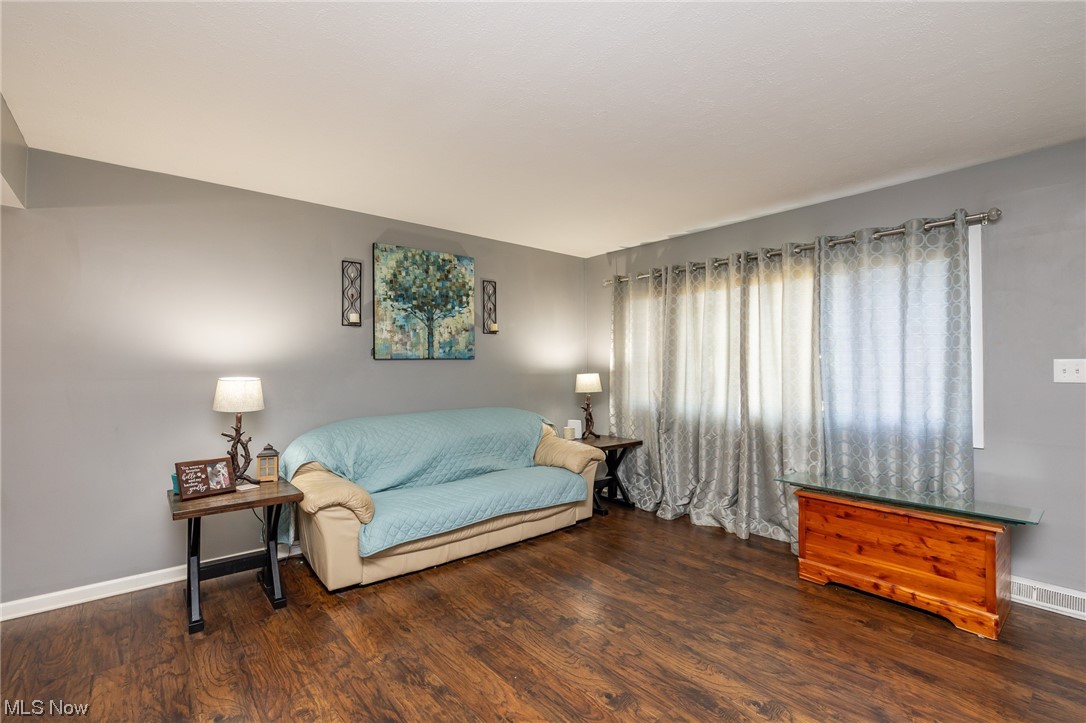 Dalebrook Dev Inc 01 - Residential