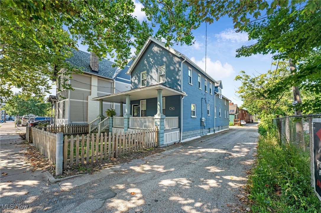 1960 Randall Road