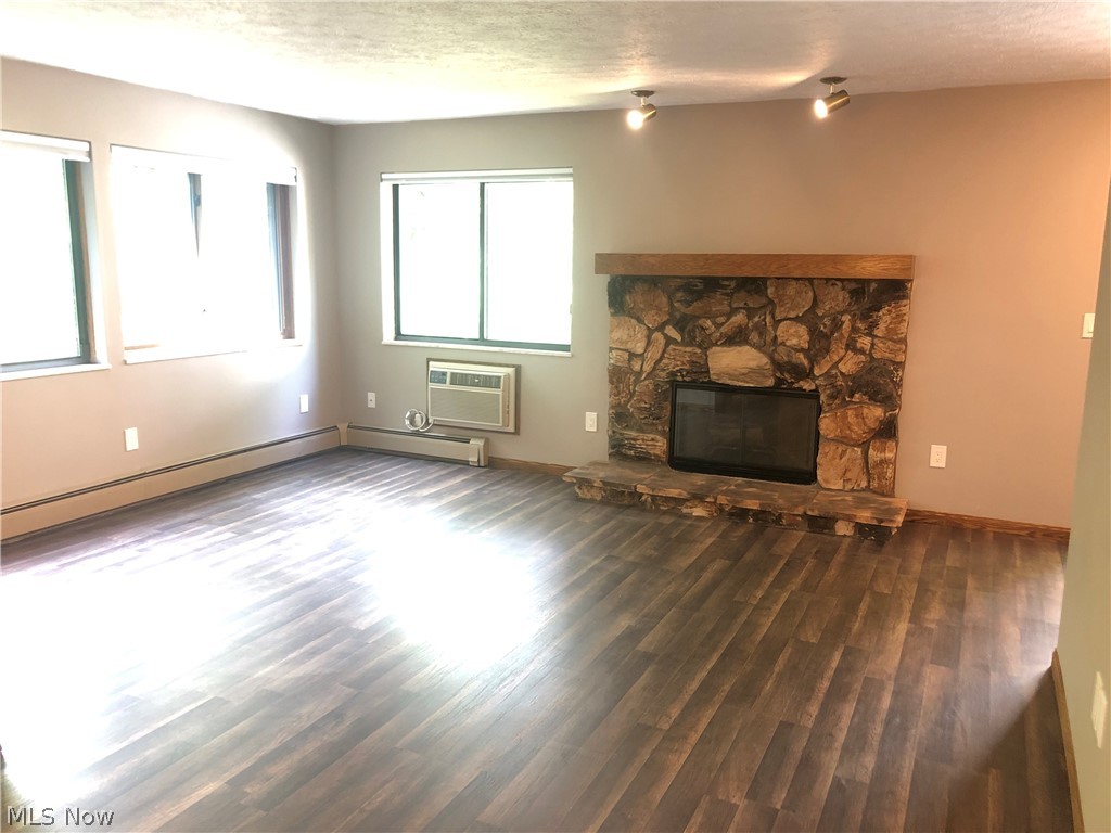 Pine Mill Ridge Condo - Residential