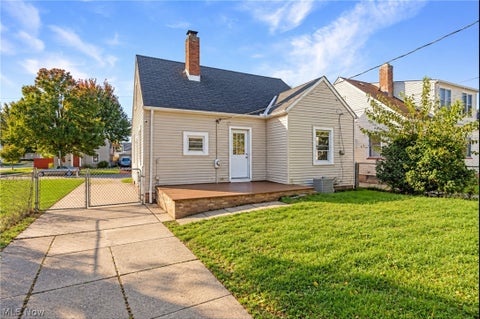 Tiny photo for 12204 Wayland Avenue, Cleveland, OH 44111 (MLS # 5254689)