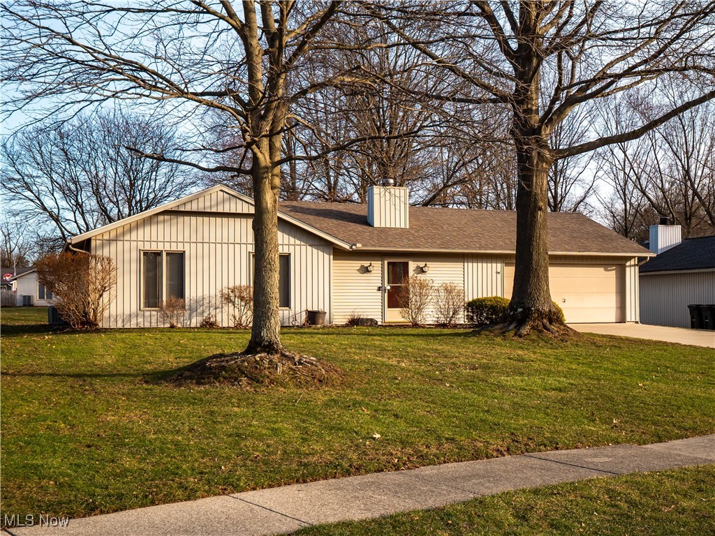 13755 Brigadoon Way, Strongsville, Ohio image 2