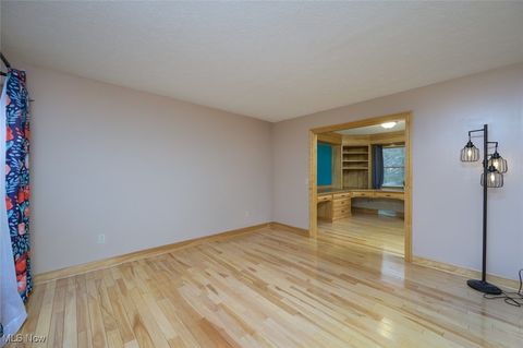 Tiny photo for 1426 Cherry Wood Circle, Wadsworth, OH 44281 (MLS # 5178927)