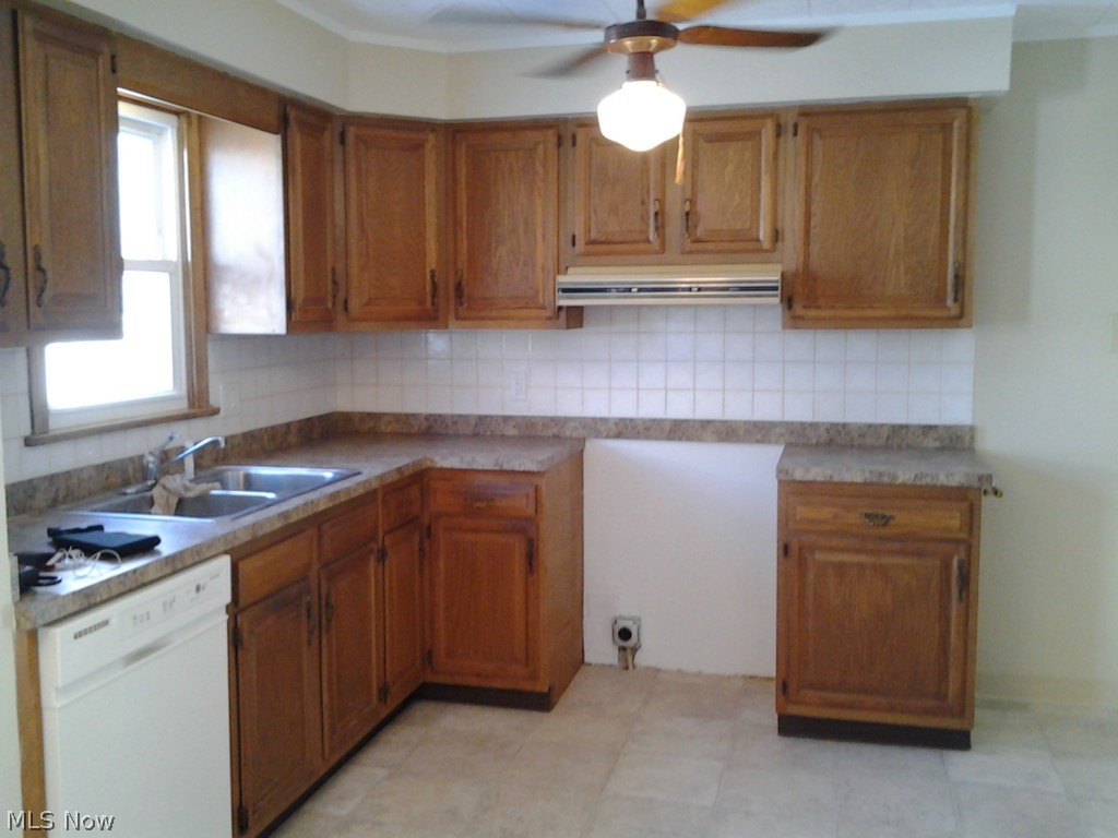 Ramona Heights - Residential Lease