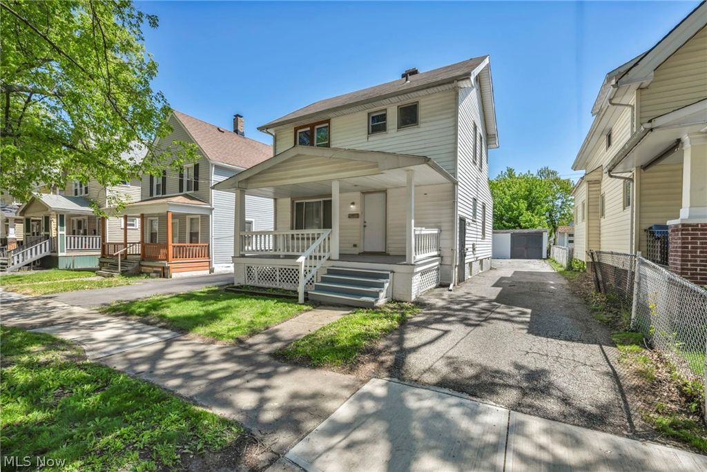 Photo of 2153 W 106th Street, Cleveland, OH 44102 (MLS # 5207507)