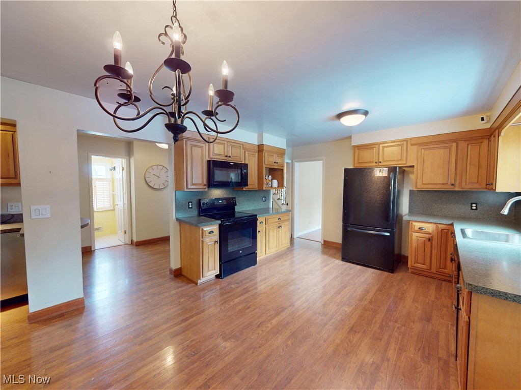 20720 Edgecliff Drive, Euclid, Ohio image 11