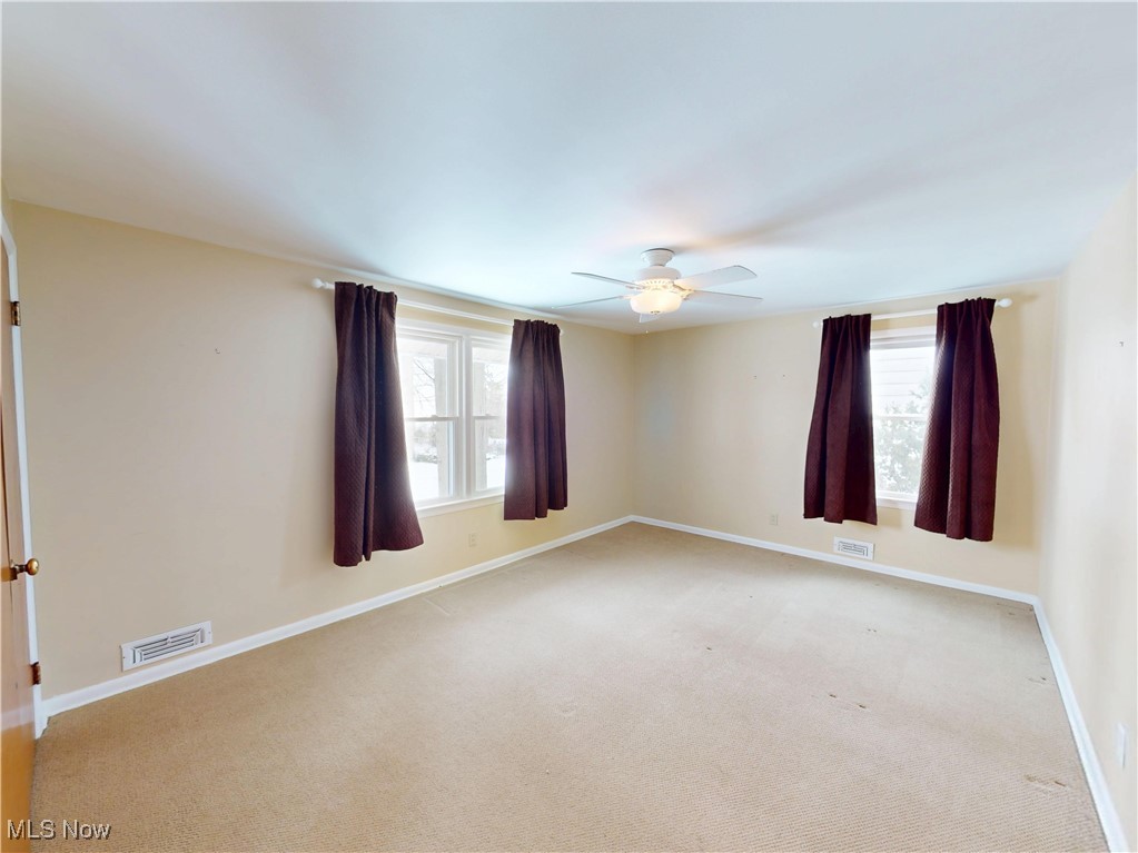 20720 Edgecliff Drive, Euclid, Ohio image 32