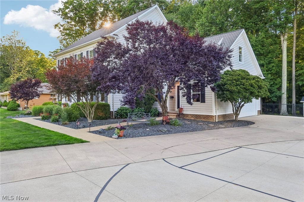 Photo of 7140 Indian Trail, Poland, OH 44514 (MLS # 5222203)