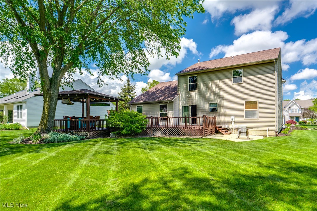 1012 Coopers Run, Amherst, Ohio image 48