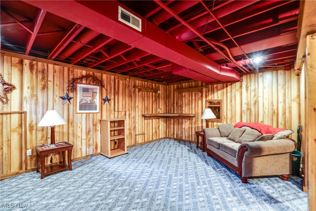 1012 Coopers Run, Amherst, Ohio image 38