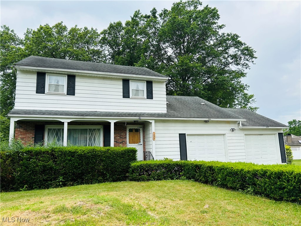 Spacious & Welcoming Tallmadge Colonial full of character & potential. Nestled on a large lot with an adjacent second lot included. Come, step into this charming, well maintained home brimming with room to grow. Beneath the living & dining room carpeting, you will find beautiful hardwood floors, waiting to be revealed. The main level features a cozy eat in kitchen that has been updated with light oak cabinets, a formal dining room. A full bathroom conveniently located off of the family room, adding to the homes functionality. A bright sunroom waiting for your special touches. Windows have been updated. Upstairs you will find 4 generous bedrooms that also have hardwood floors, perfect for a growing family. The second floor also boasts a full bathroom. This home has 2-car attached garage. This homes second parcel offers ample outdoor space for gardening, play or future expansion. Don't miss this unique opportunity to own a home with so much to offer both inside and out!
Seller is offering a home warranty.