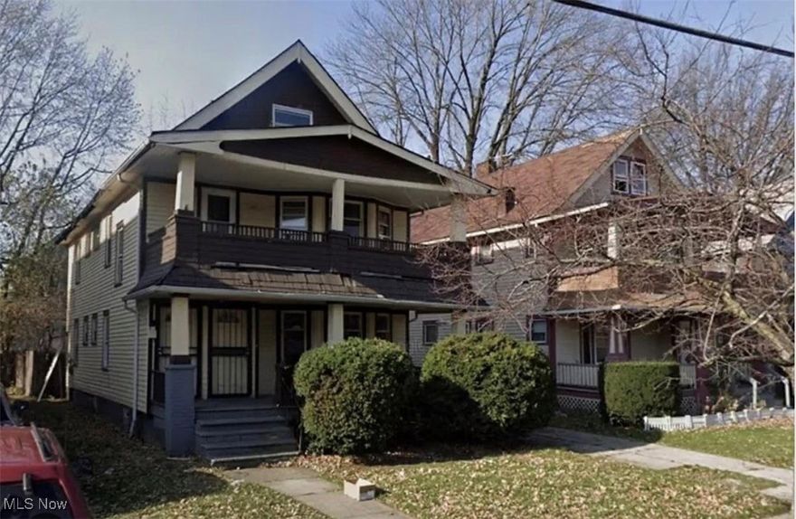 ALL OFFERS CONSIDERED - PRICED TO MOVE – ACCEPTING OFFERS NOW – ALL OFFERS CONSIDERED

DRASTICALLY REDUCED FOR IMMEDIATE SALE — HIGH-POTENTIAL CLEVELAND DUPLEX PRICED FAR BELOW MARKET VALUE FOR A QUICK DEAL! NO SELLER FINANCE. Duplex property... Investors! Two unit house is a cash flowing machine! Gross rent of $2,700/month or $32,400/year, for a 39% ROI. Repairs are needed. Located less than 10-15 minutes to downtown, CWRU, Cleveland Clinic, hospitals & University Circle. Amazing opportunity to just collect rents! 39% ROI, NO SELLER FINANCE.