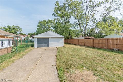 Tiny photo for 12608 Sprecher Avenue, Cleveland, OH 44135 (MLS # 5187293)