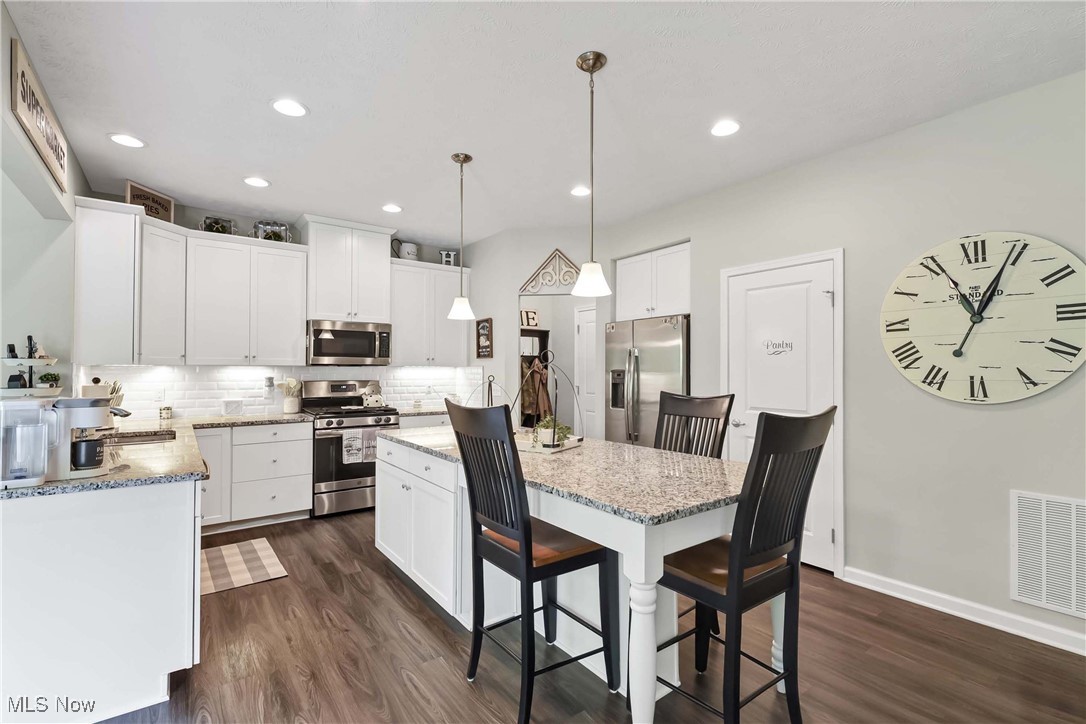38755 Country Club Drive, Avon, Ohio image 14