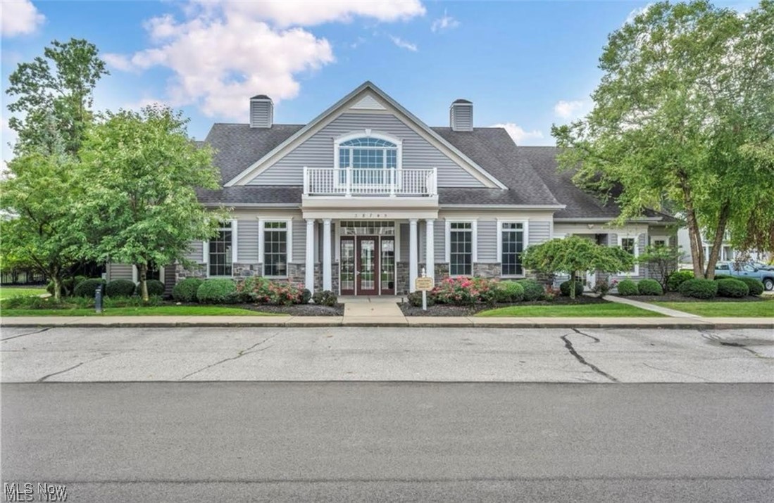 38755 Country Club Drive, Avon, Ohio image 34