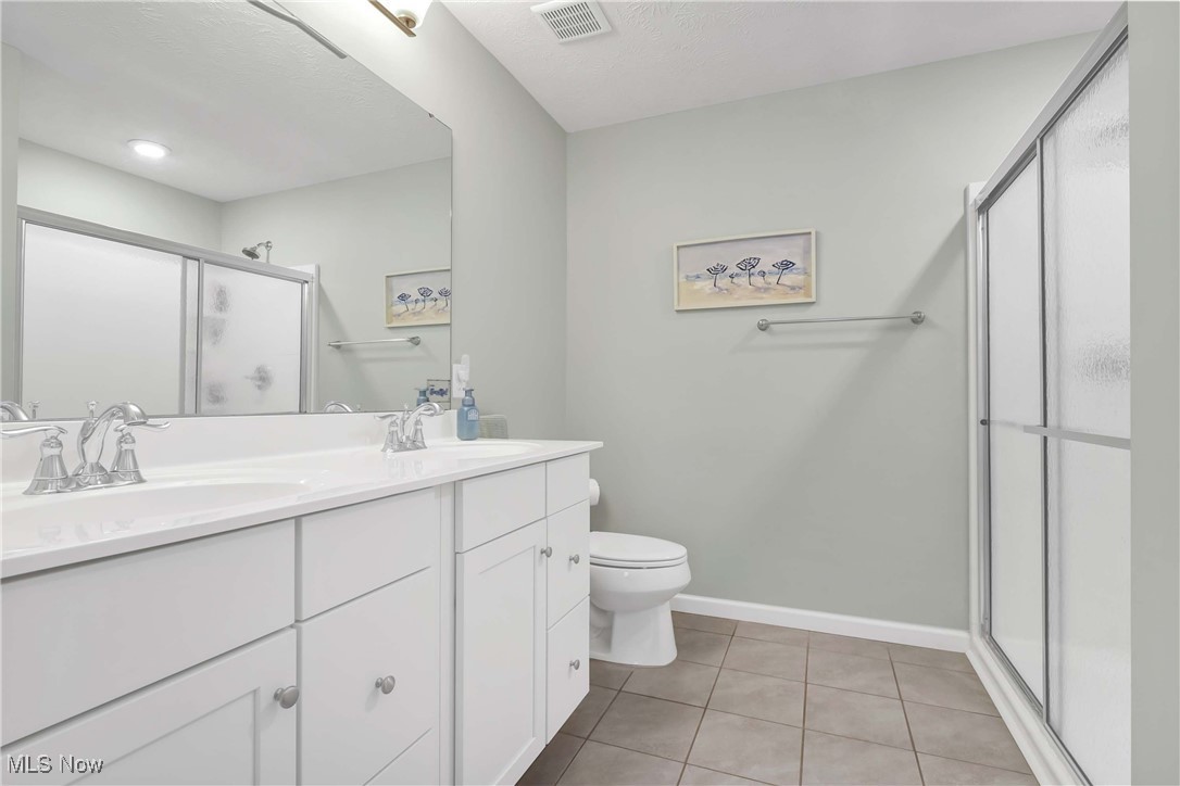 38755 Country Club Drive, Avon, Ohio image 27