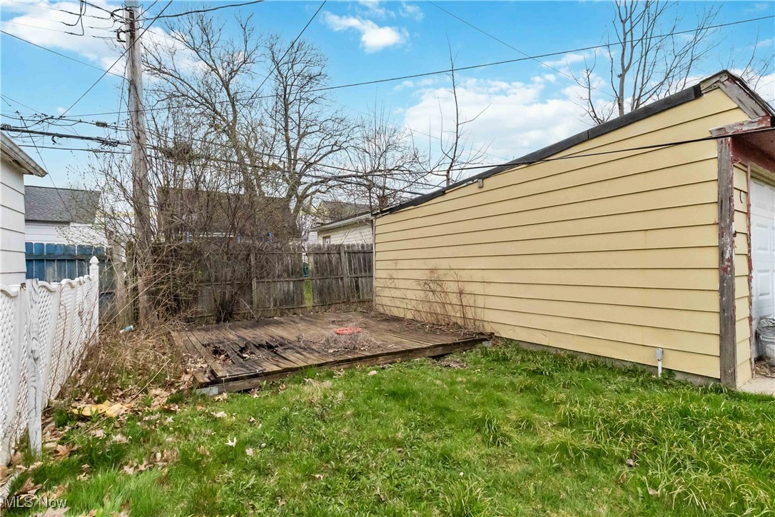 21417 Gardenview Drive, Maple Heights, Ohio image 28