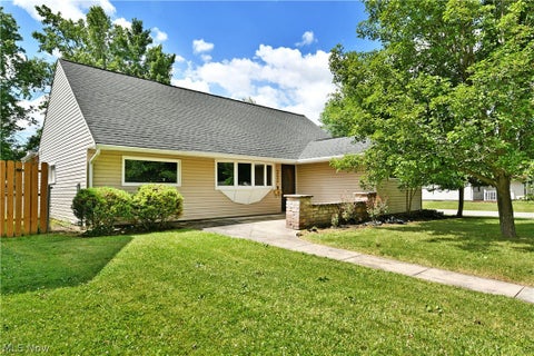 Homes For Sale - 2333 Stephens Avenue<br/> Warren, OH 44485