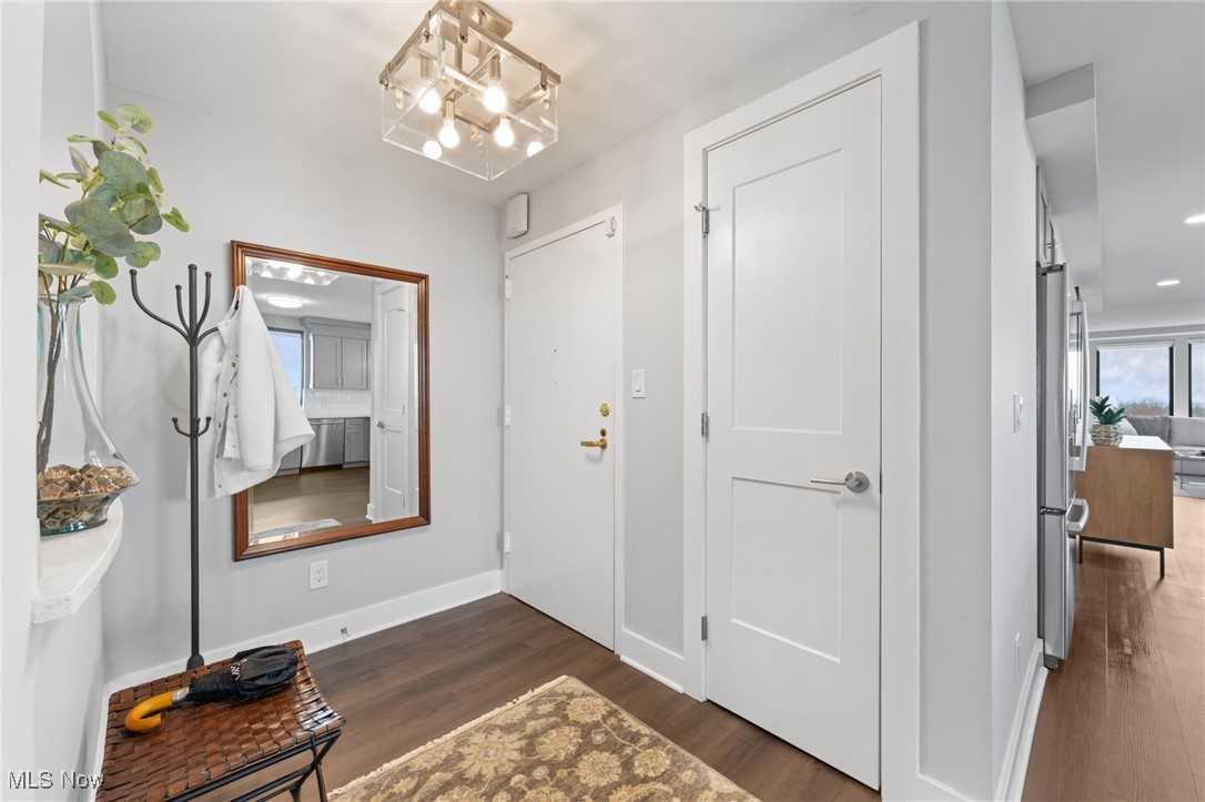 Bratenahl Place Condo - Residential