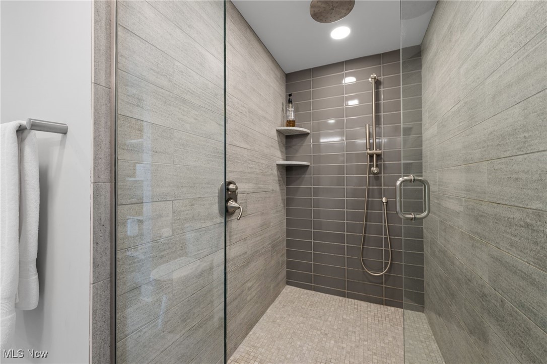 Bratenahl Place Condo - Residential