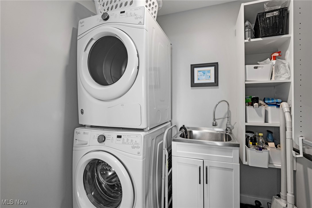 Bratenahl Place Condo - Residential