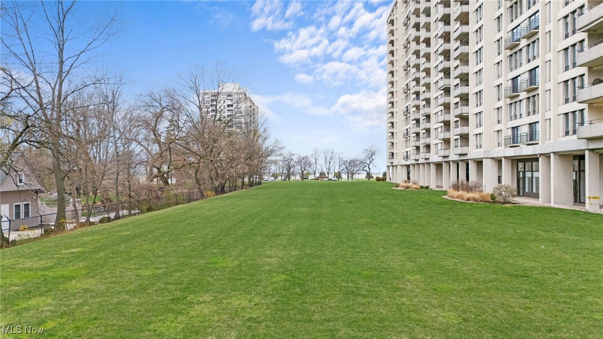 Bratenahl Place Condo - Residential