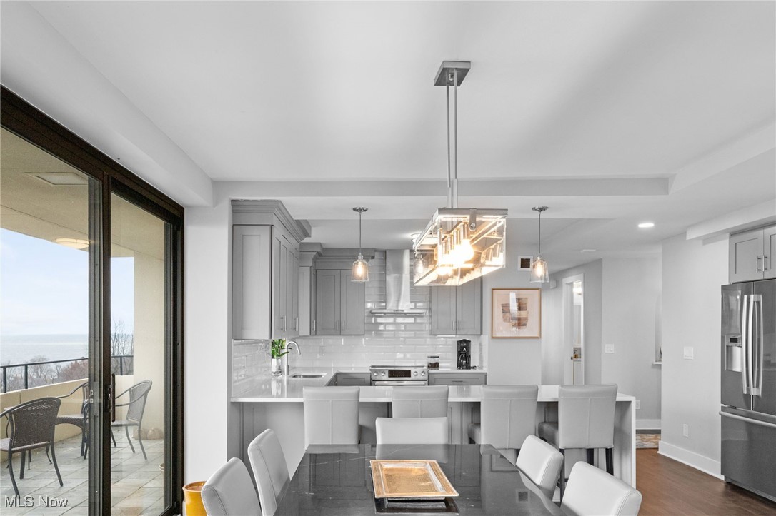 Bratenahl Place Condo - Residential