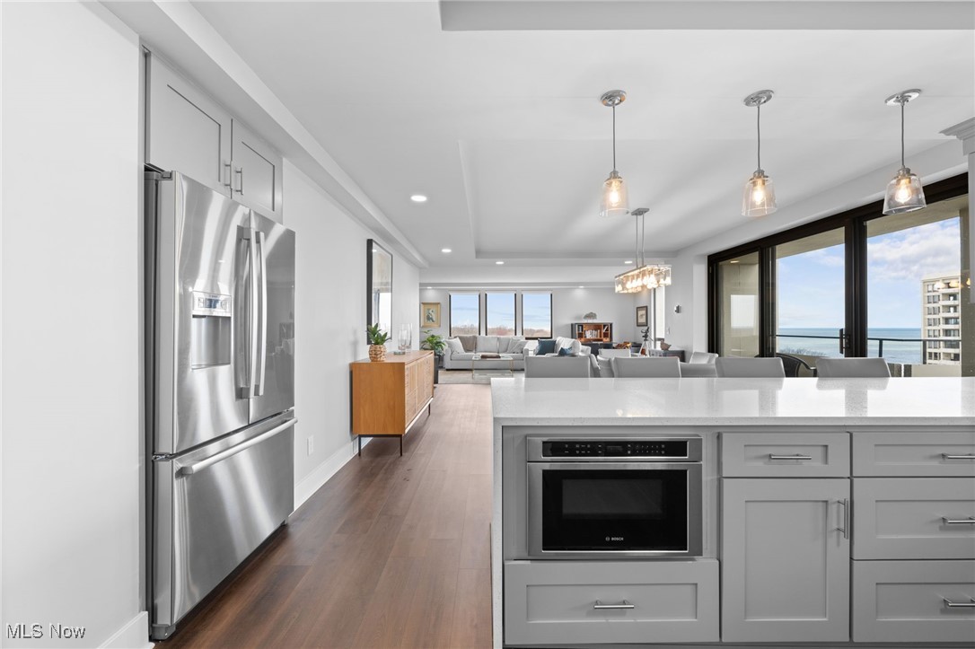 Bratenahl Place Condo - Residential