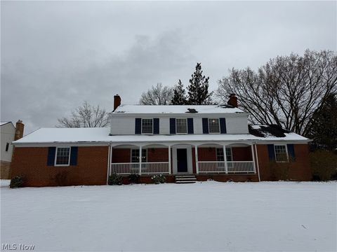 22350 S Woodland Road Shaker Heights OH 44122