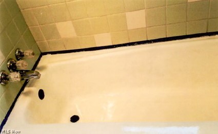 Tract 6 - Residential Income