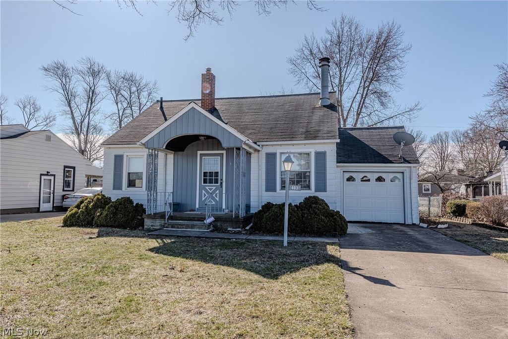 Photo of 463 Poplar Street, Elyria, OH 44035 (MLS # 5190805)