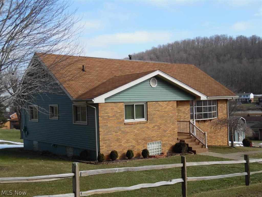 WALTON ACRES - Residential