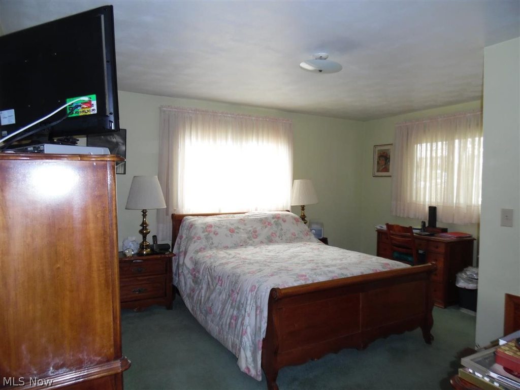 WALTON ACRES - Residential