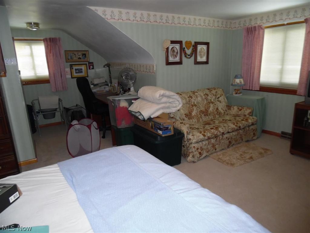 WALTON ACRES - Residential